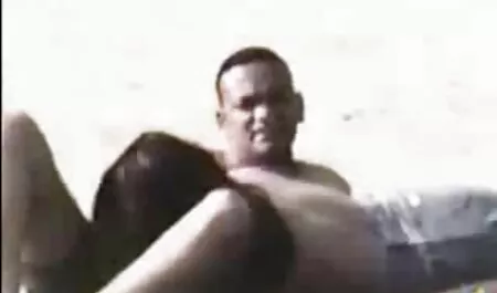 سلطه زنان در حمام لباس سکسی لاتکس