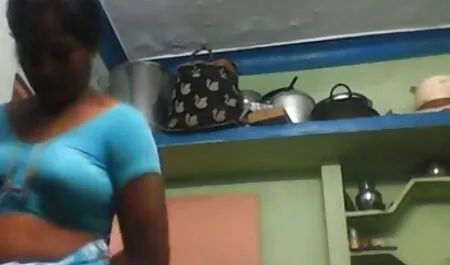 سکس در حمام, سامانتا سکس یونیفرم سنت و ابیگیل مک