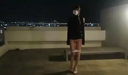 لایه محض لباس زیر سکس در فروشگاه لباس