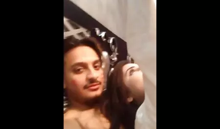 این شورت سکسی دختر زن بسیار خوب