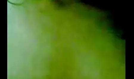 نونوجوان Slutty می شود مقعد فاک سخت سوتین های سکسی و عمیق